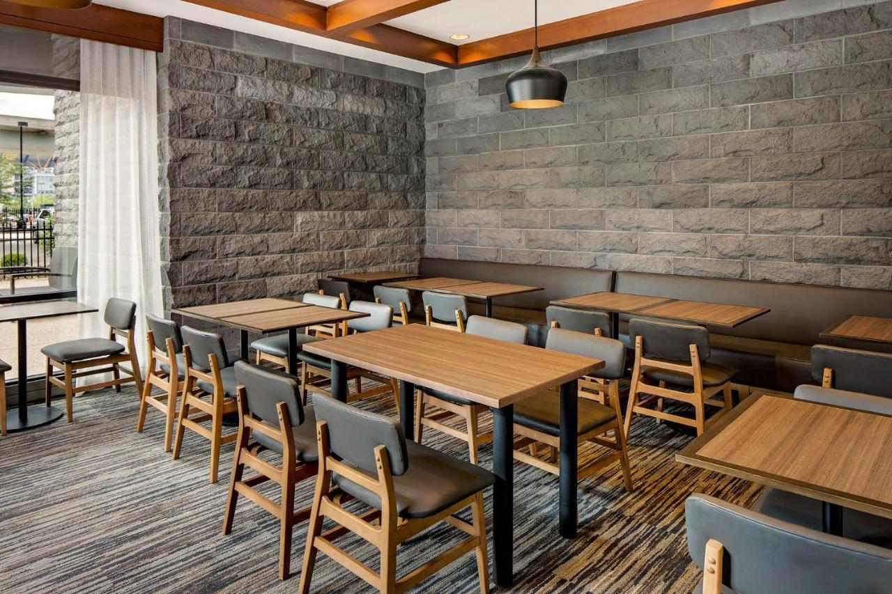 Hyatt Place Pittsburgh North Shore Экстерьер фото