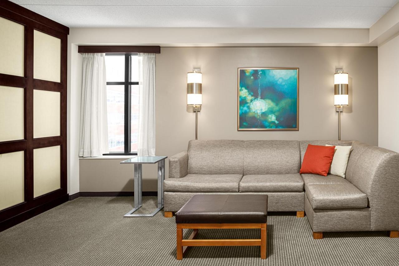 Hyatt Place Pittsburgh North Shore Экстерьер фото