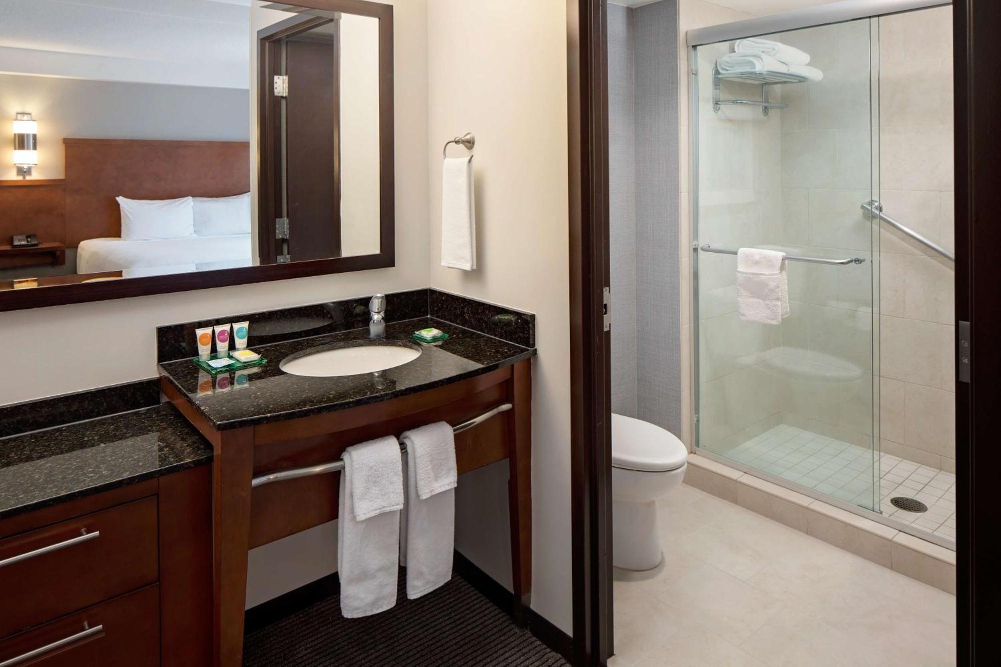 Hyatt Place Pittsburgh North Shore Экстерьер фото