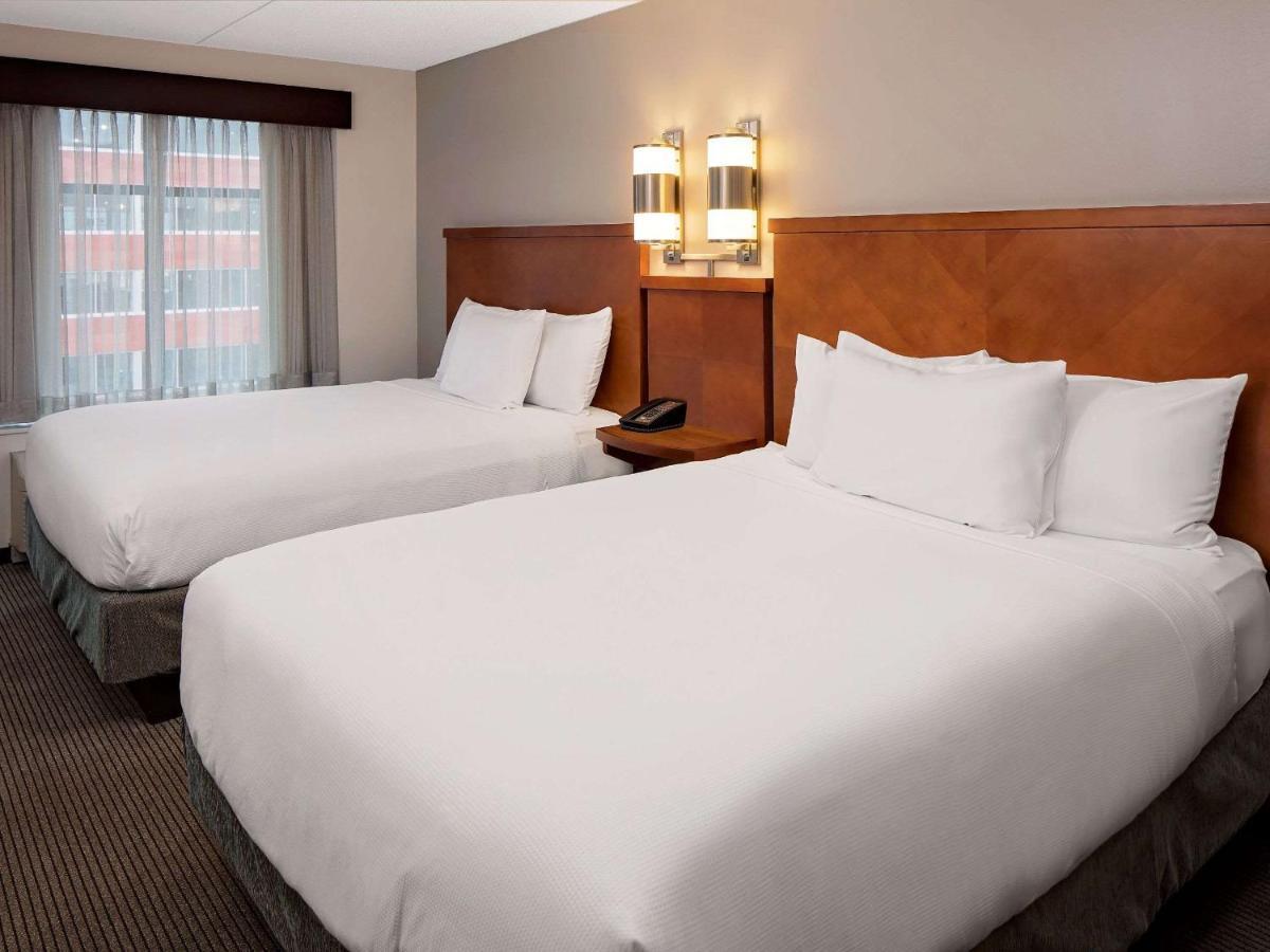 Hyatt Place Pittsburgh North Shore Экстерьер фото